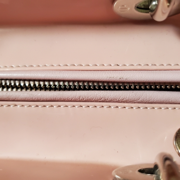 Lady Dior pink patent silver hard ware large bag - Picture 5 of 14